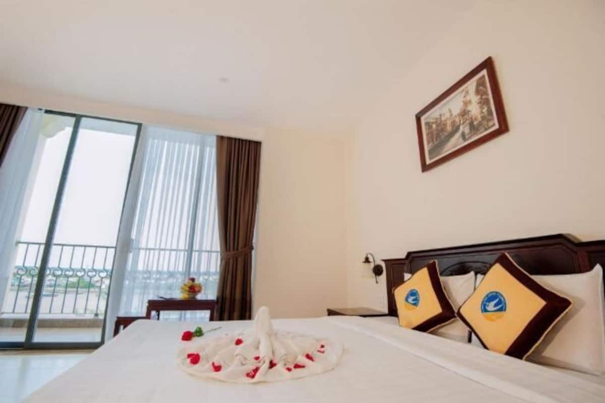1 bedroom, desk, free WiFi