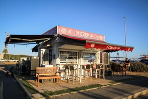 Restauration en plein air