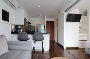 TV, offices