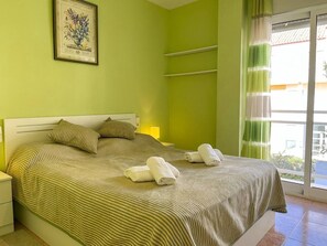 2 bedrooms, iron/ironing board, travel crib, free WiFi - Rosaleda Monterey (Dénia)