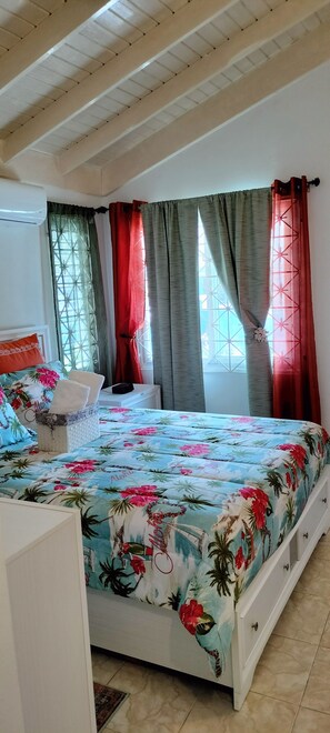 1 bedroom, desk, iron/ironing board, free WiFi