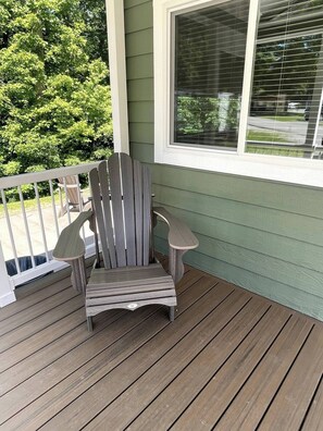 Terrace/patio - This house is a 2 bedroom(s), 1 bathrooms, located in London, KY. (London)