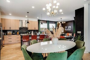 Dining - 2 Homes w/Rooftops & City Views (Nashville)