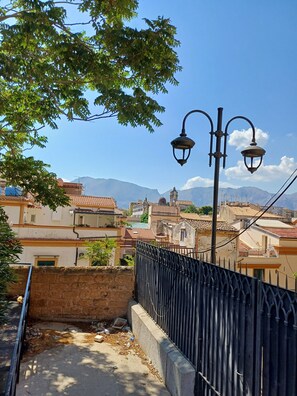 Lyxstudio - utsikt mot innergÄrden | Utsikt mot innergÄrd