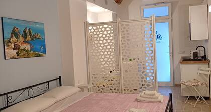 Difronte Palatina Chapel