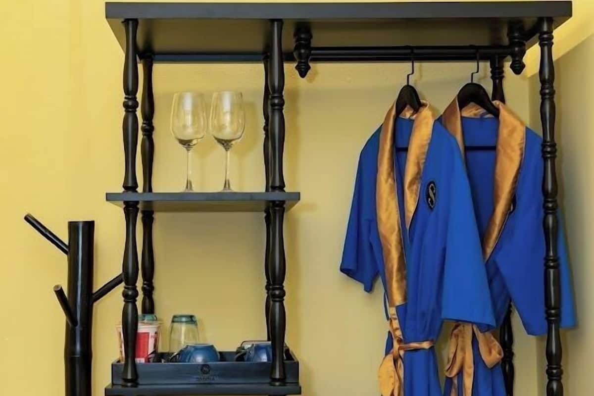 Premium bedding, free minibar items, in-room safe, laptop workspace