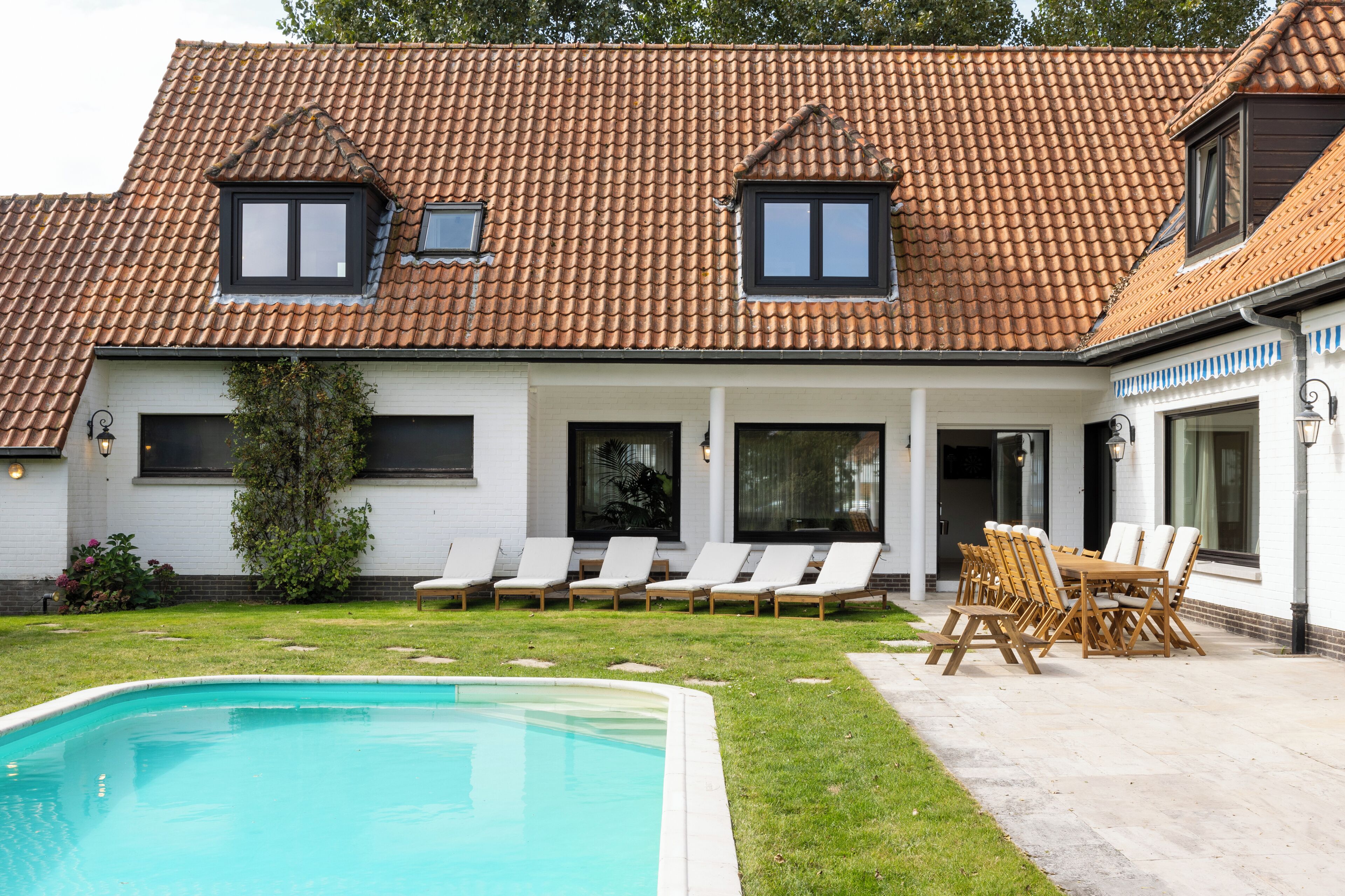 Udendørs pool, opvarmet pool