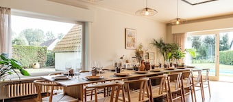 Villa Nestor - Villa met Verwarmd Buitenzwembad