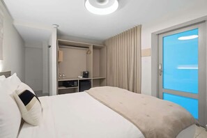 1 chambre, fer et planche Ă repasser, Wi-Fi gratuit, draps fournis