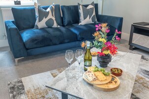House, Patio | Living room