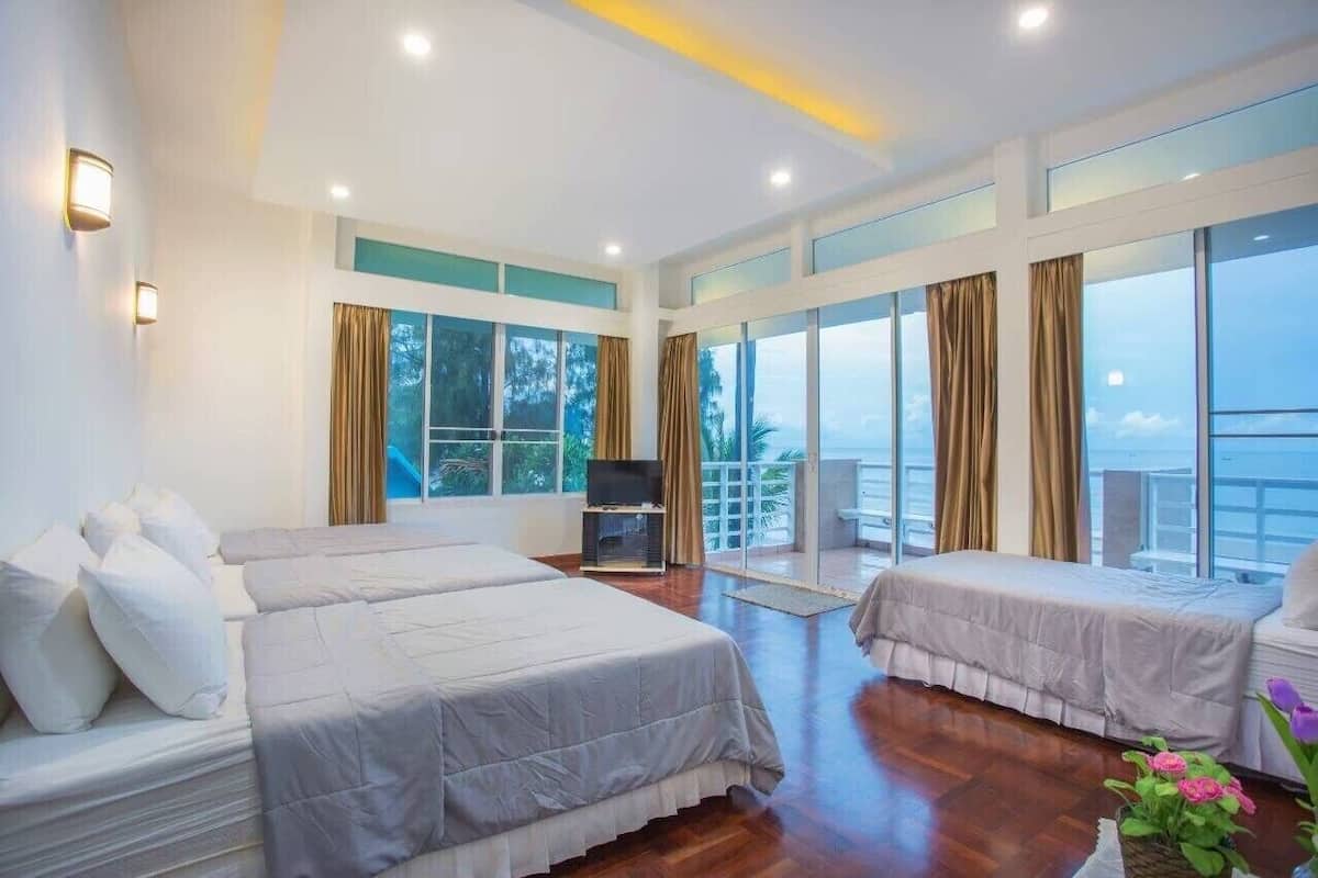 Villa, Beach View