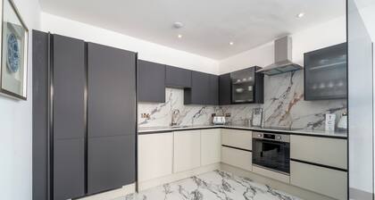 Luxury Eaton Mews House in London