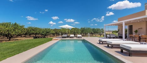 Seasonal outdoor pool