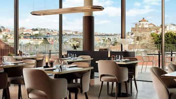 Daily buffet breakfast (EUR 25 per person)