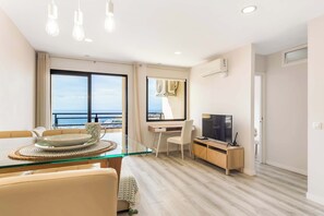 スマートテレビ、ステレオ