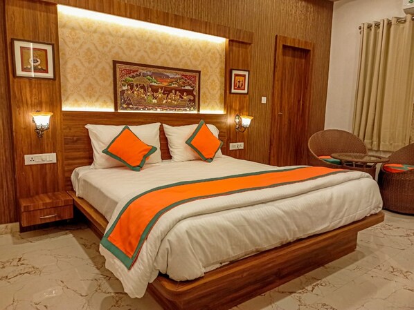 Deluxe Double Room, City View