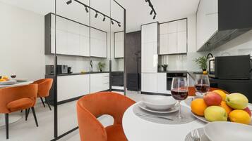 Studio, Balcony | In-room dining