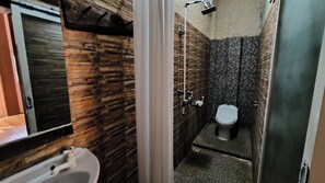 Chambre Deluxe avec lits jumeaux | Salle de bain