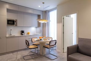 Apartment, 2 Bedrooms | Private kitchen | Fridge, microwave, coffee/tea maker, toaster - Feelathome O'Donnell Apartments (Seville)