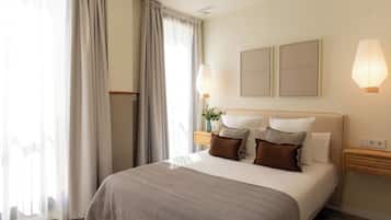 Apartment, 1 Bedroom | 2 bedrooms, in-room safe, iron/ironing board, free WiFi