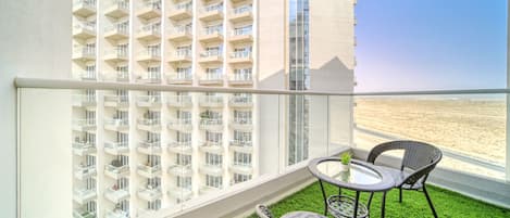 Comfort Apartment, City View | Balcony