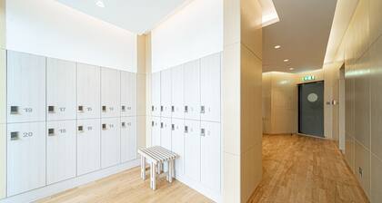 Viridis Living Chic and Spacious 1BR