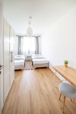 Desk, WiFi, bed sheets