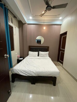 Standard Room - Namoh Stay (Rishikesh)