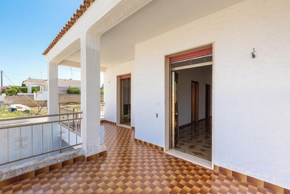 Property grounds - 4100 Sisters' House by Barbarhouse (Taviano)