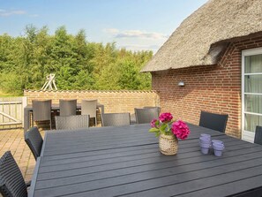 House | Dining - Luxury Pool House Retreat - By Traum Ferienwohnungen (Ulfborg)