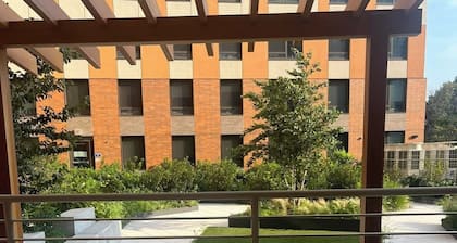 Cozy shared space 1-bedroom in a condo with AC, WiFi in fabulous Brooklyn