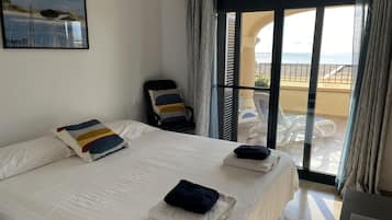 Casa | 3 habitaciones, tabla de planchar con plancha y wifi gratis