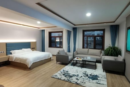 Room. Zunhua GuestHotel