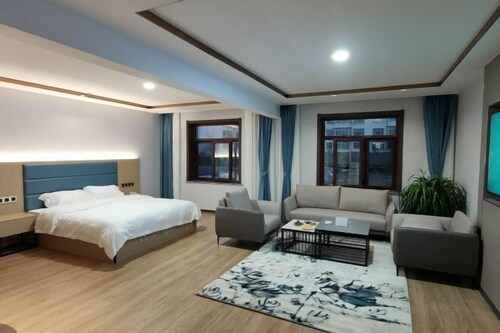 Zunhua GuestHotel