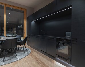 Luxury Apartment, 2 Bedrooms, Non Smoking, City View | Private kitchen - Royal Roi Luxury suite (Rovaniemi)