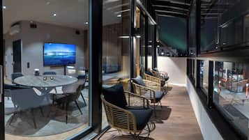 Luxury Apartment, 2 Bedrooms, Non Smoking, City View | Terrace/patio