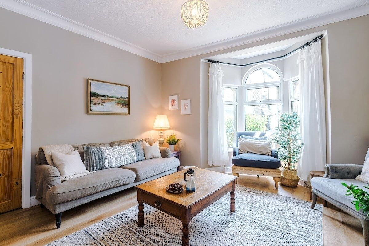 TV, peis, videospill og bordtennis