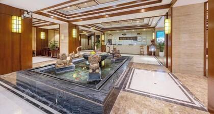 Bingang International Hotel (Xishuangbanna Splash Plaza)