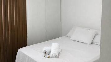 1 soverom, strykejern/-brett, wi-fi og sengetøy