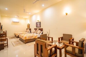 Deluxe Double Room, Mountain View | Egyptian cotton sheets, premium bedding, down comforters, pillowtop beds - Pristine Woods (Vikasnagar)