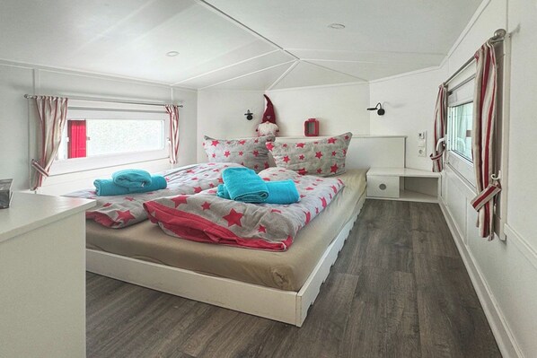 1 chambre, fer et planche à repasser, Wi-Fi, literie fournie