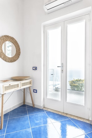 Interior - Wonderhome Praiano Capri Bilocale con Splendida Terrazza Vista Mare (Praiano)