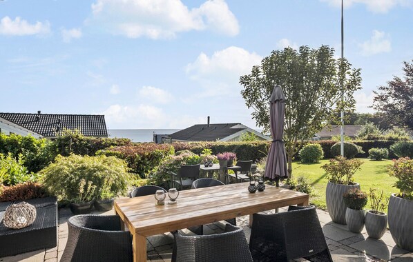 Buiten dineren