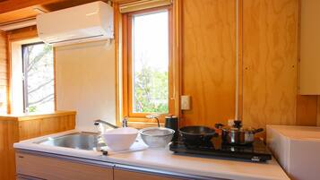 2 bedrooms, in-room safe, free WiFi