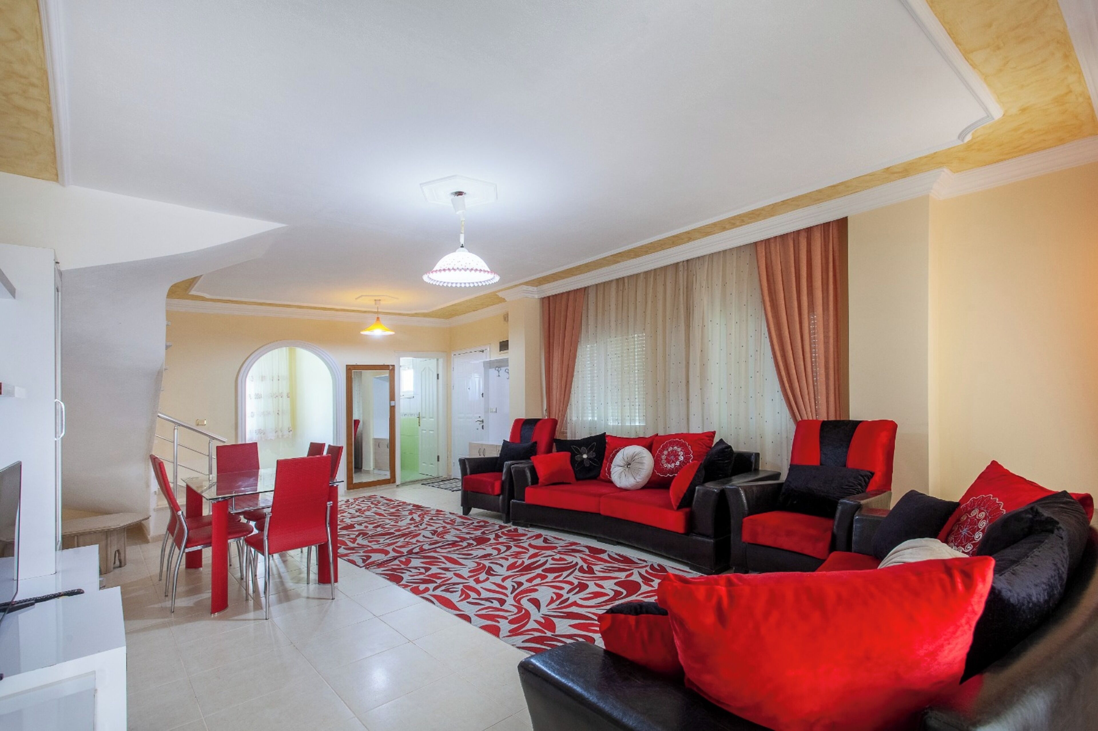 Villa Deluxe, balcone, vista città | 3 camere, una scrivania, postazione laptop, Wi-Fi gratuito