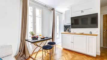 Smart-tv en een kantoor