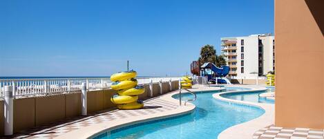 Indendørs pool, opvarmet pool