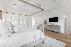 4 bedrooms, iron/ironing board, free WiFi, bed sheets - NEW! Private Pool, Bikes, & LSV! 6-min walk to Scenic Watersound West Beach! (Santa Rosa Beach)