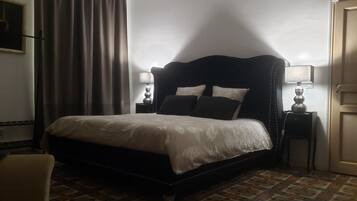 1 Schlafzimmer, Schreibtisch, Reisekinderbett, kostenloses WLAN