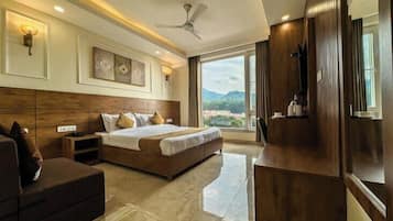 Premium Double Room | Free WiFi, bed sheets